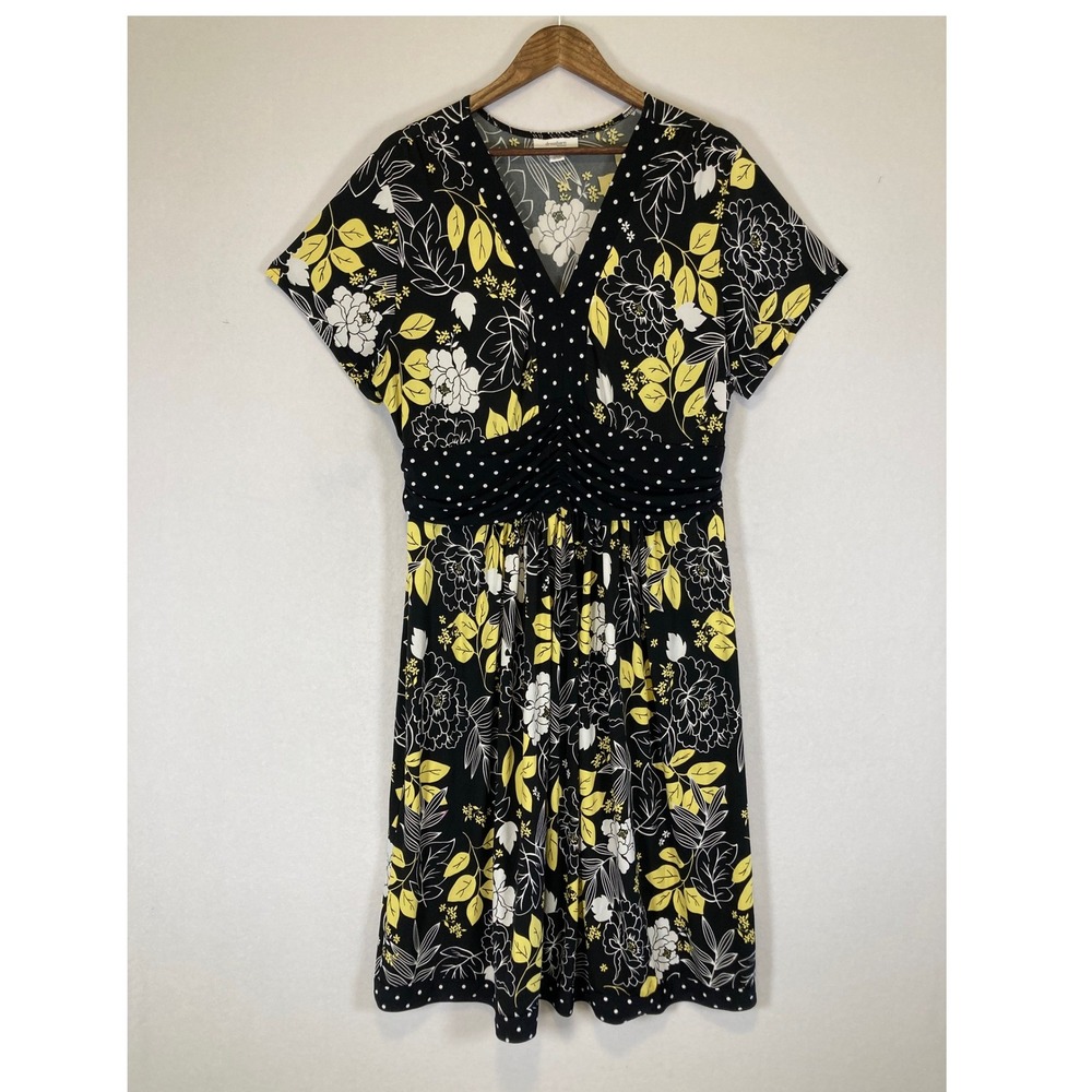 Floral Polka Dot Dressbarn Woman 18W Black Yellow Ruched Empire Waist Dress